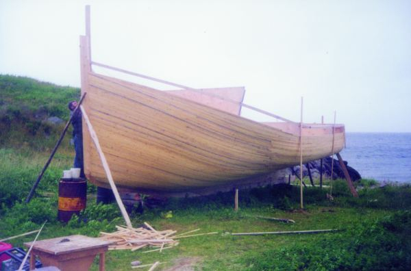 496: Red Island. Building the "Red Island Rose" near Jaunter's Beach. (circa 2000) [courtesy of Madonna (Bishop) Mulrooney]